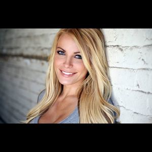 Meet your Posher, Helen